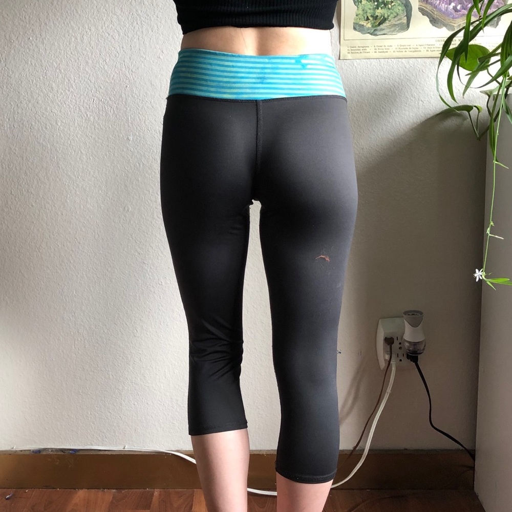 TEK GEAR ATHLETIC LEGGINGS